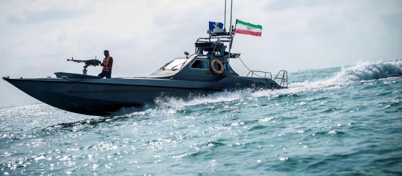 Ένταση στον Περσικό Κόλπο: Ιρανικά πλοία παρενοχλούσαν επί τρεις ώρες αμερικανικά